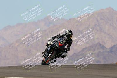 media/Oct-03-2022-Moto Forza (Mon) [[5f077a3730]]/Intermediate Group/Session 4 (Turn 9)/